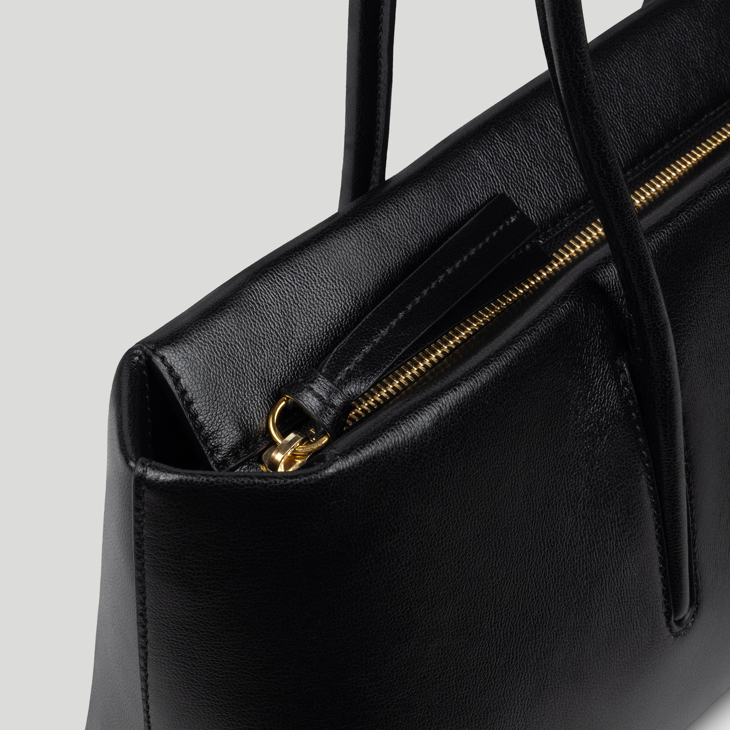 The Stockholm Shoulder - Image 4